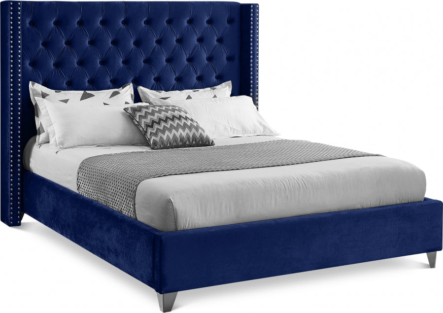 Aiden Blue Velvet Queen Bed from Meridian - Luna Furniture