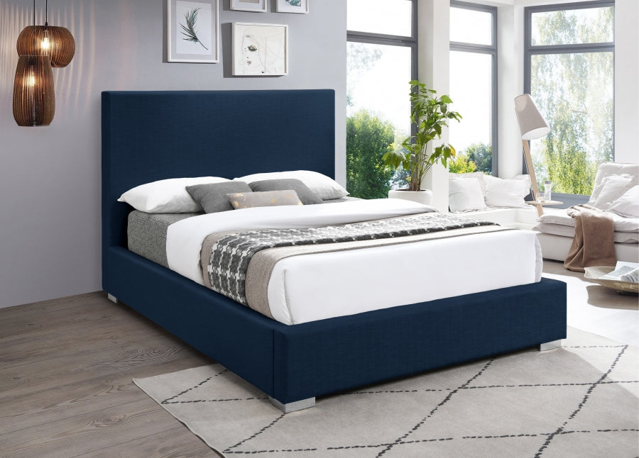 Crosby Blue Linen Textured Queen Bed from Meridian - Luna Furniture