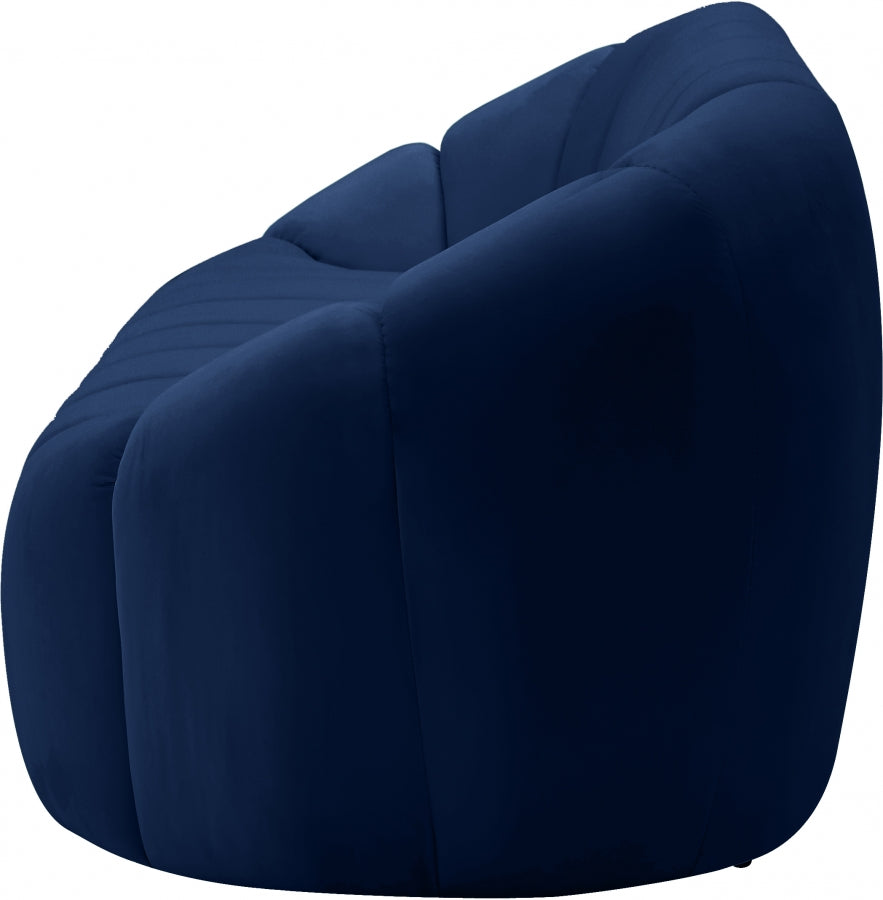 Elijah Blue Velvet Loveseat from Meridian - Luna Furniture