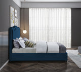 Felix Blue Linen Textured Fabric King Bed from Meridian - Luna Furniture