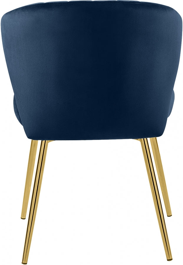 Finley Blue Velvet Chair from Meridian - Luna Furniture