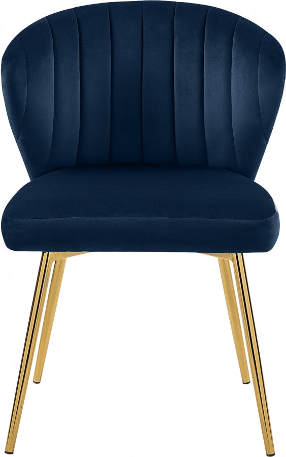 Finley Blue Velvet Chair from Meridian - Luna Furniture