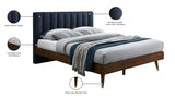 Vance Blue Mid-Century Modern Linen Textured King Bed from Meridian - Luna Furniture