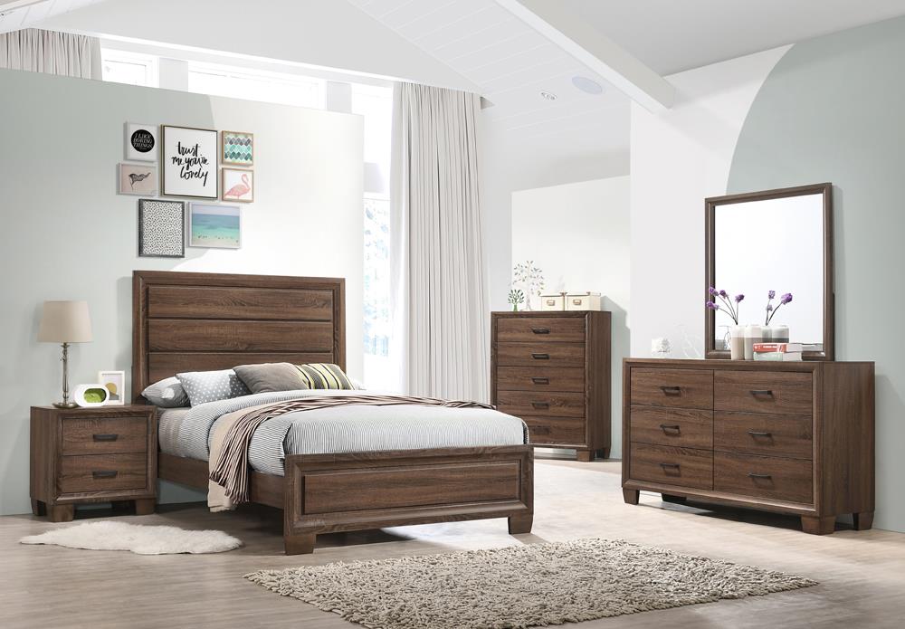 Brandon Medium Warm Brown 4-Piece Full Panel Bedroom Set from Coaster - Luna Furniture