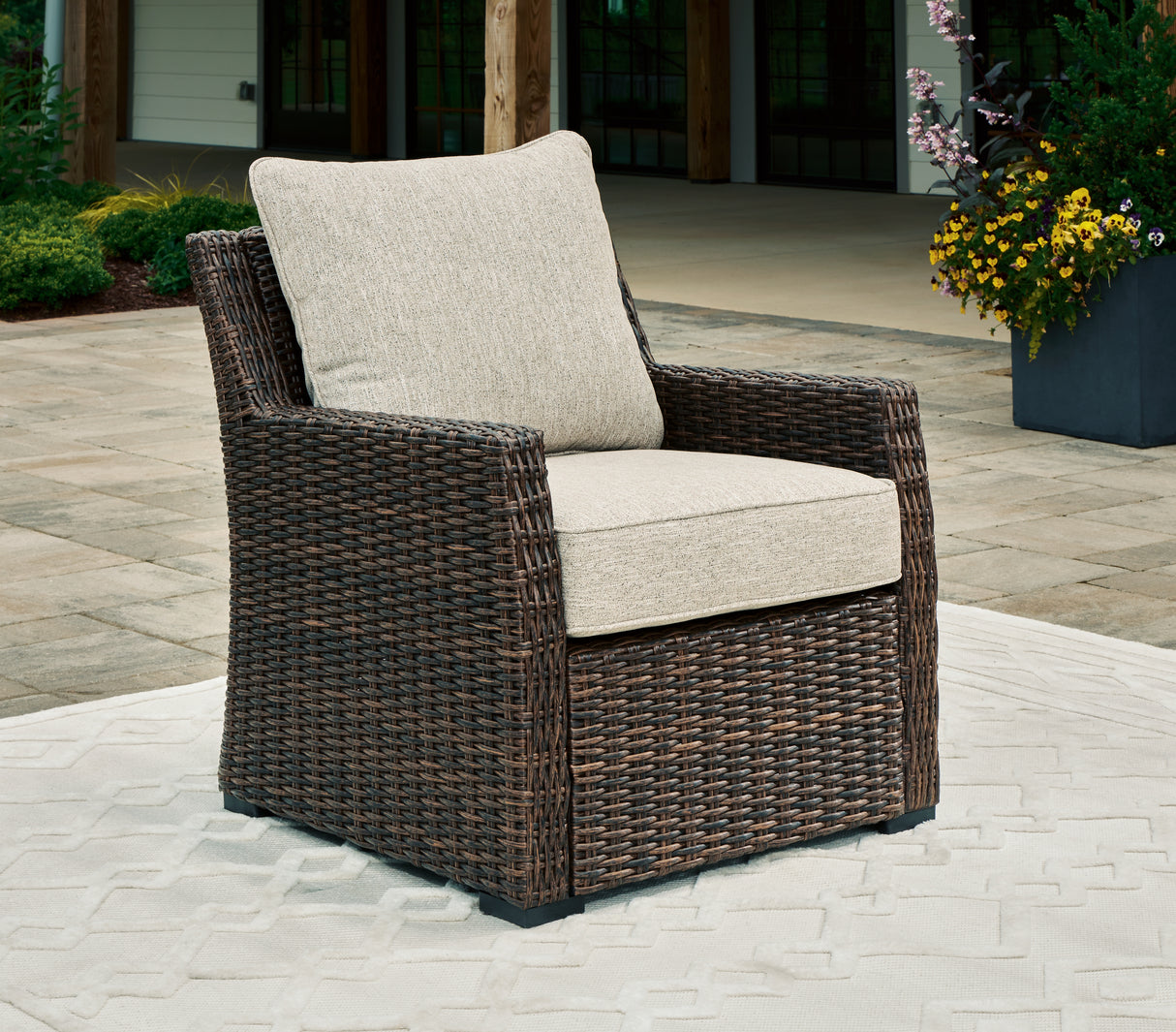 Brook Ranch Brown Outdoor Lounge Chair with Cushion - P465-820 - Luna Furniture