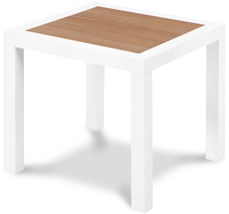 Nizuc Brown End Table from Meridian - Luna Furniture