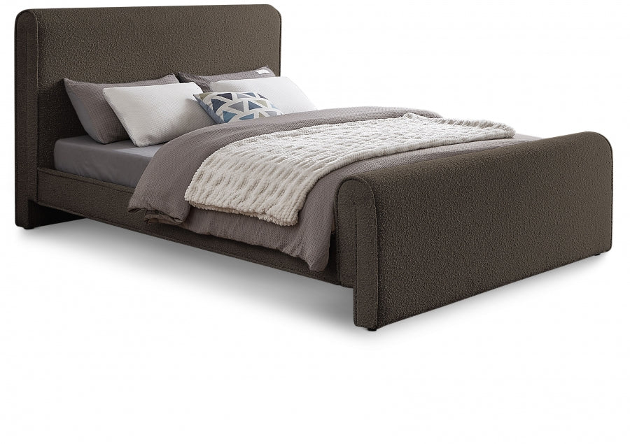 Brown Stylus Boucle Fabric Full Bed from Meridian - Luna Furniture