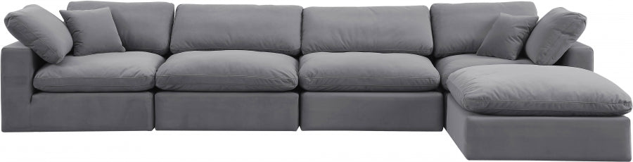 Comfy Velvet Sectional Grey from Meridian - Luna Furniture