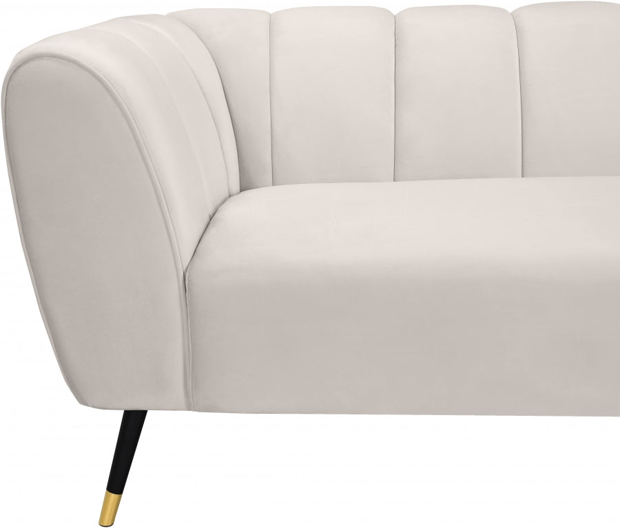 Beaumont Cream Velvet Loveseat from Meridian - Luna Furniture