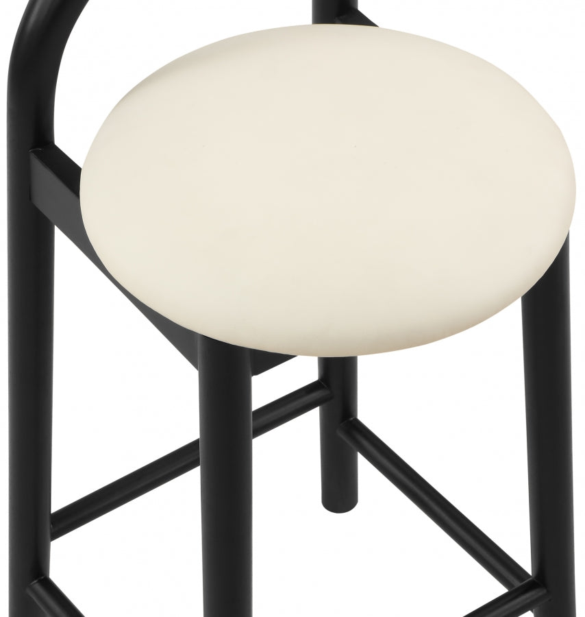 Calvin Cream Faux Leather Counter Stool from Meridian - Luna Furniture