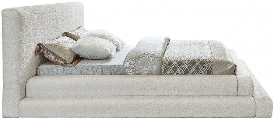 Dane Cream Teddy Fabric Queen Bed from Meridian - Luna Furniture