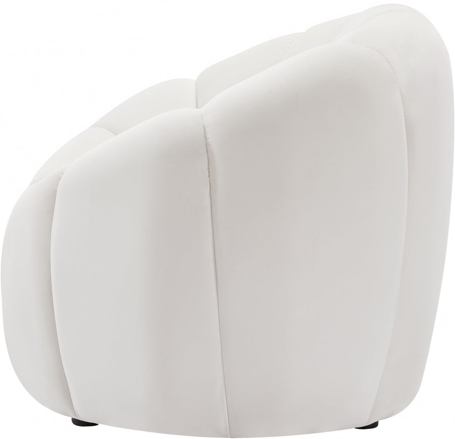 Elijah Cream Velvet Chair from Meridian - Luna Furniture