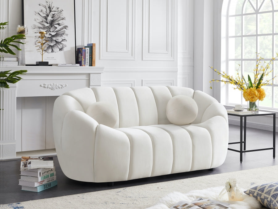 Elijah Cream Velvet Loveseat from Meridian - Luna Furniture