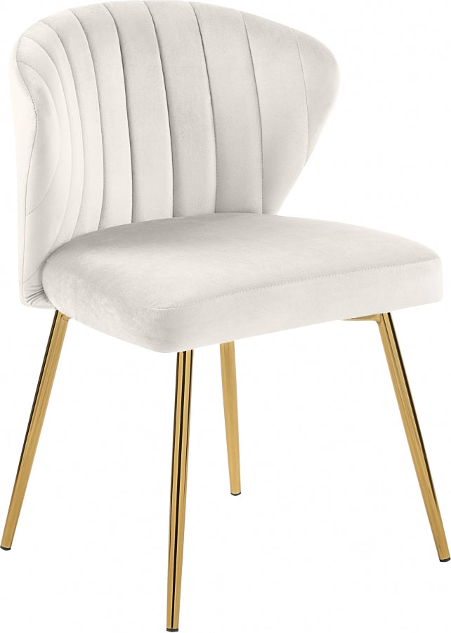 Finley Cream Velvet Chair from Meridian - Luna Furniture