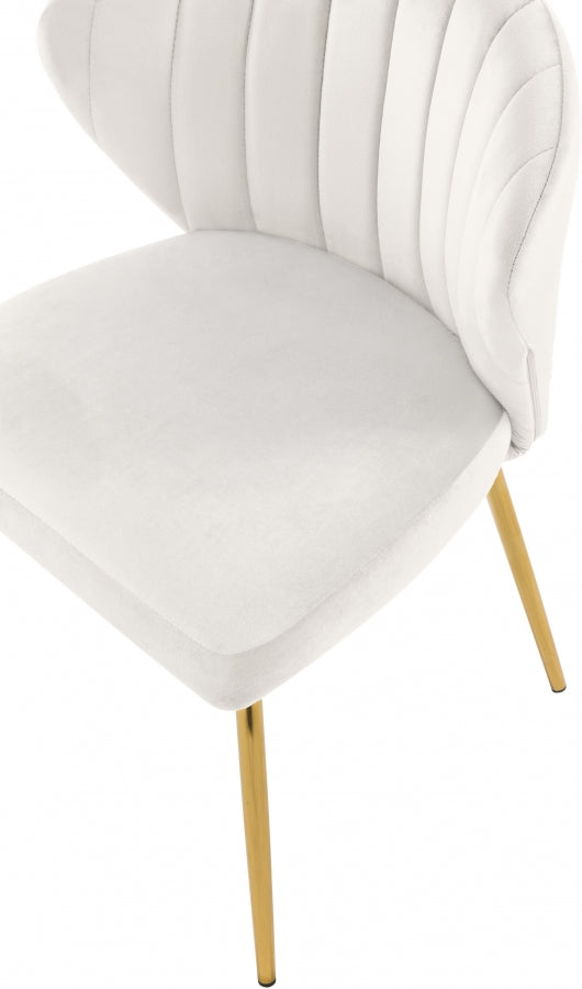 Finley Cream Velvet Chair from Meridian - Luna Furniture