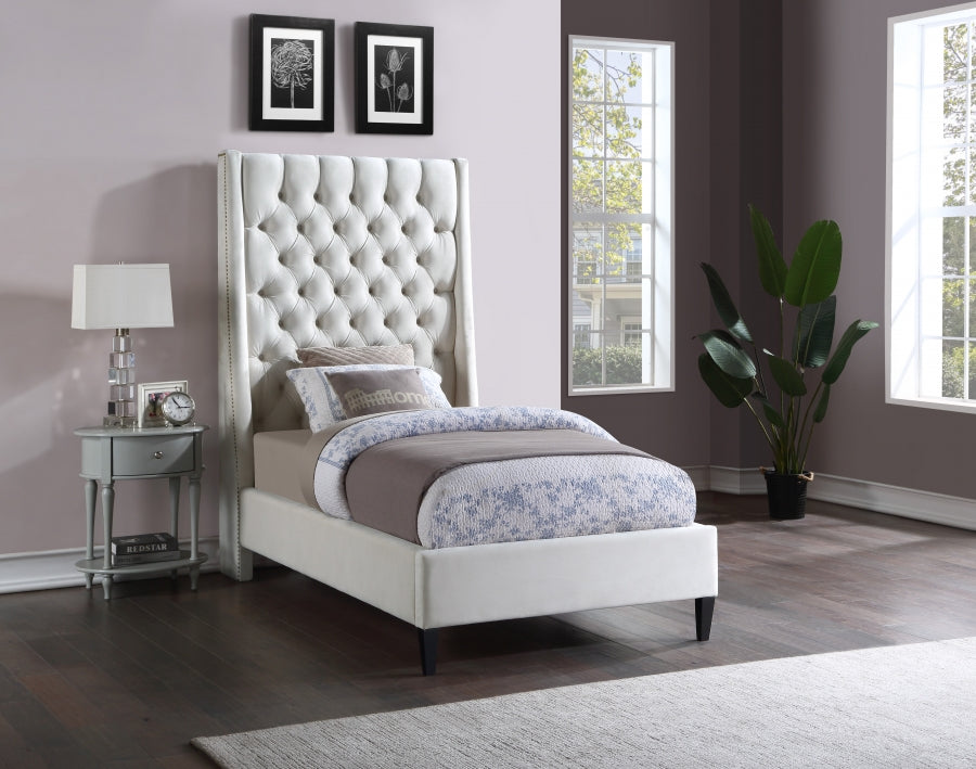 Fritz Cream Velvet Twin Bed from Meridian - Luna Furniture