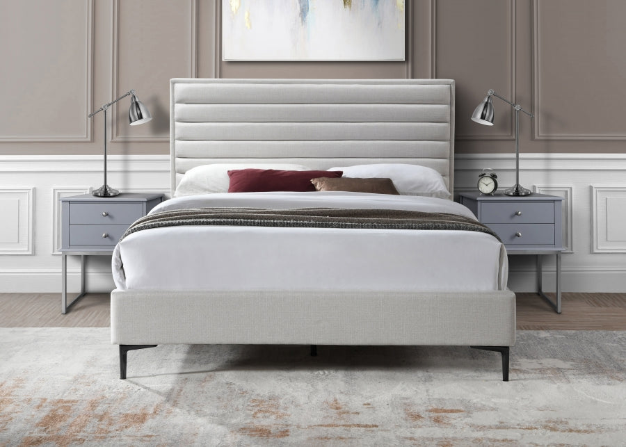 Hunter Cream Linen Textured Full Bed from Meridian - Luna Furniture