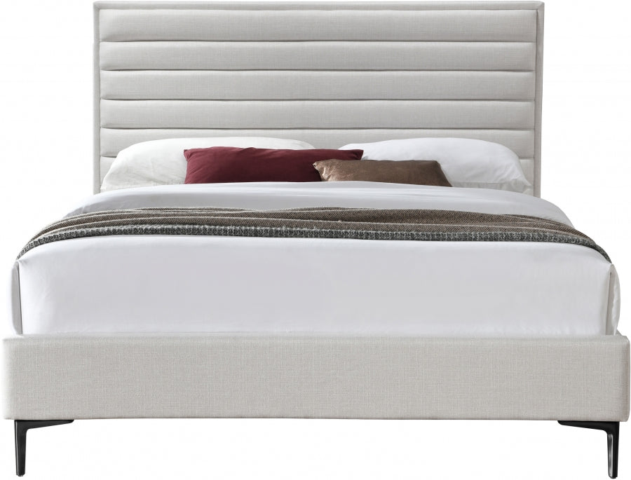 Hunter Cream Linen Textured King Bed from Meridian - Luna Furniture