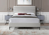 Hunter Cream Linen Textured King Bed from Meridian - Luna Furniture