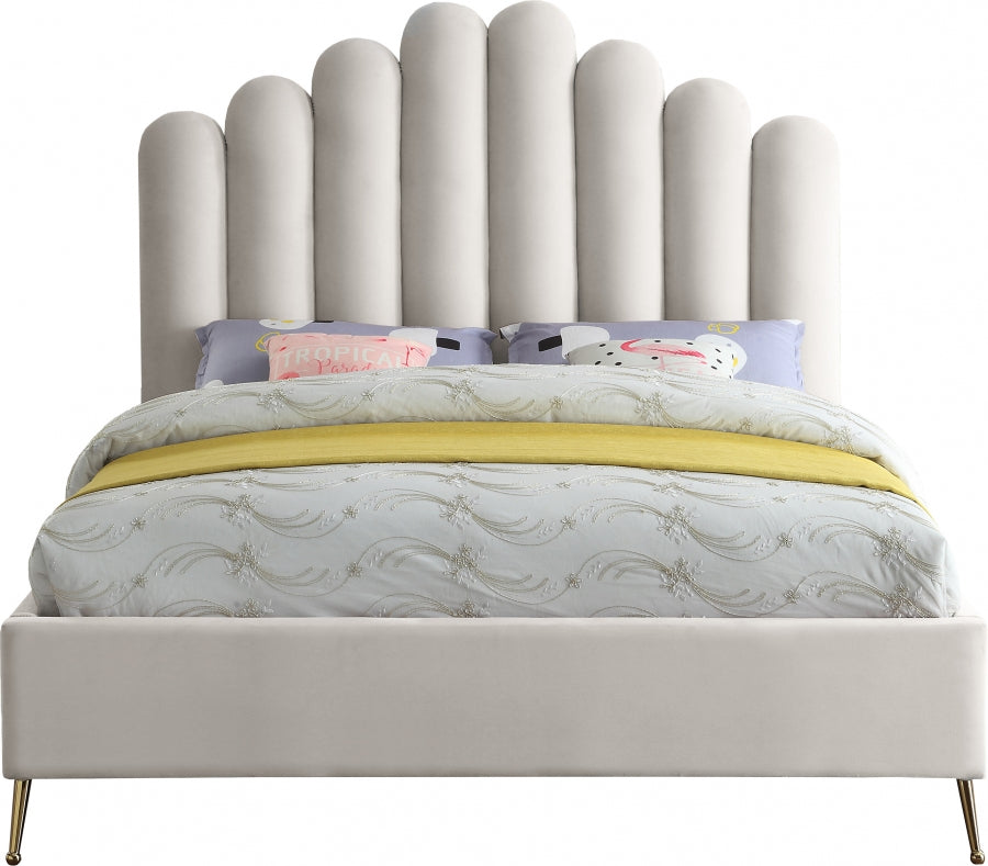 Lily Cream Velvet Full Bed from Meridian - Luna Furniture