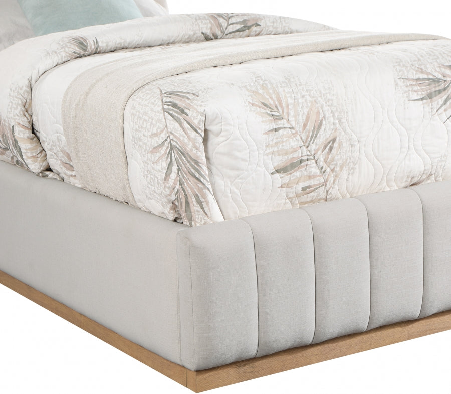 Lucia Cream Lucia Linen Textured Fabric Twin Bed from Meridian - Luna Furniture