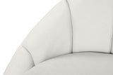 Shelly Cream Velvet Chaise from Meridian - Luna Furniture