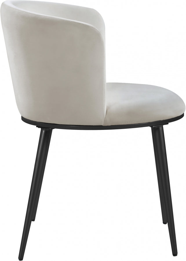 Skylar Cream Velvet Dining Chair, Set of 2 from Meridian - Luna Furniture