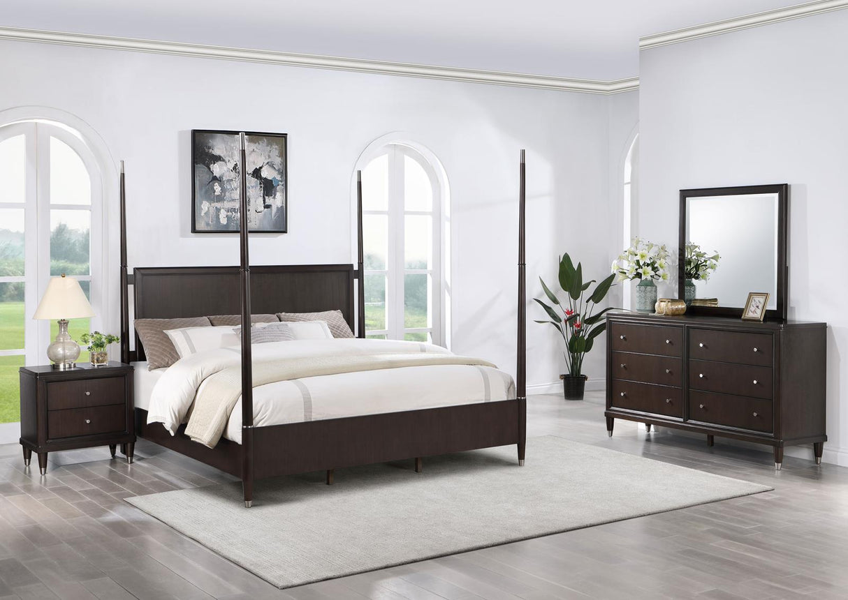 Emberlyn Brown 4-Piece Queen Poster Bedroom Set from Coaster - Luna Furniture