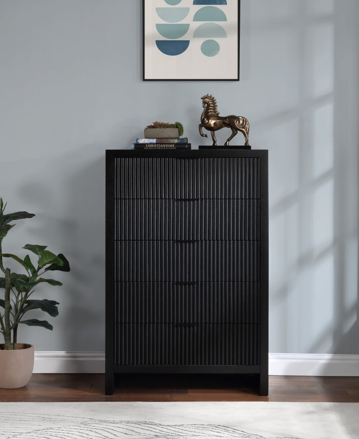 Fairfax Chest Black from Meridian - Luna Furniture