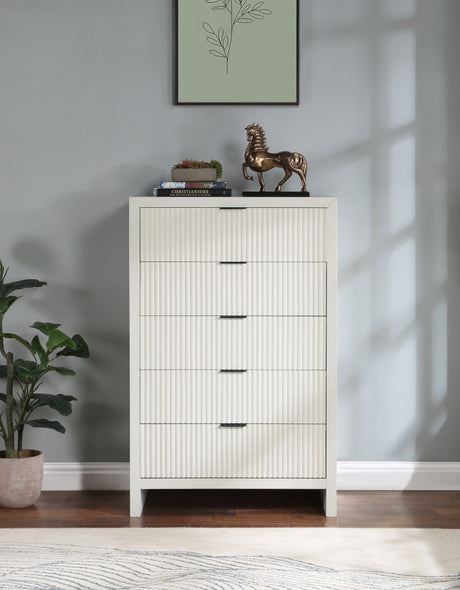 Fairfax Chest Cream from Meridian - Luna Furniture