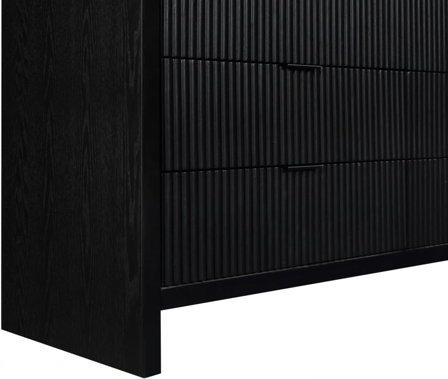 Fairfax Dresser Black from Meridian - Luna Furniture