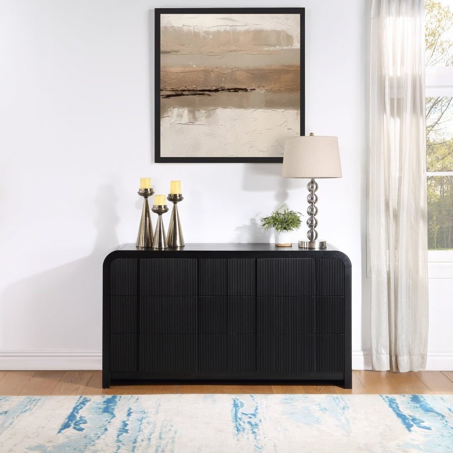 Fluted Dresser Black from Meridian - Luna Furniture