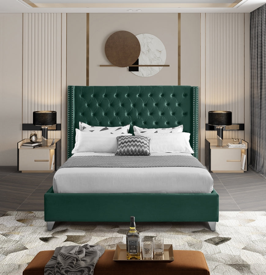 Aiden Green Velvet Full Bed from Meridian - Luna Furniture