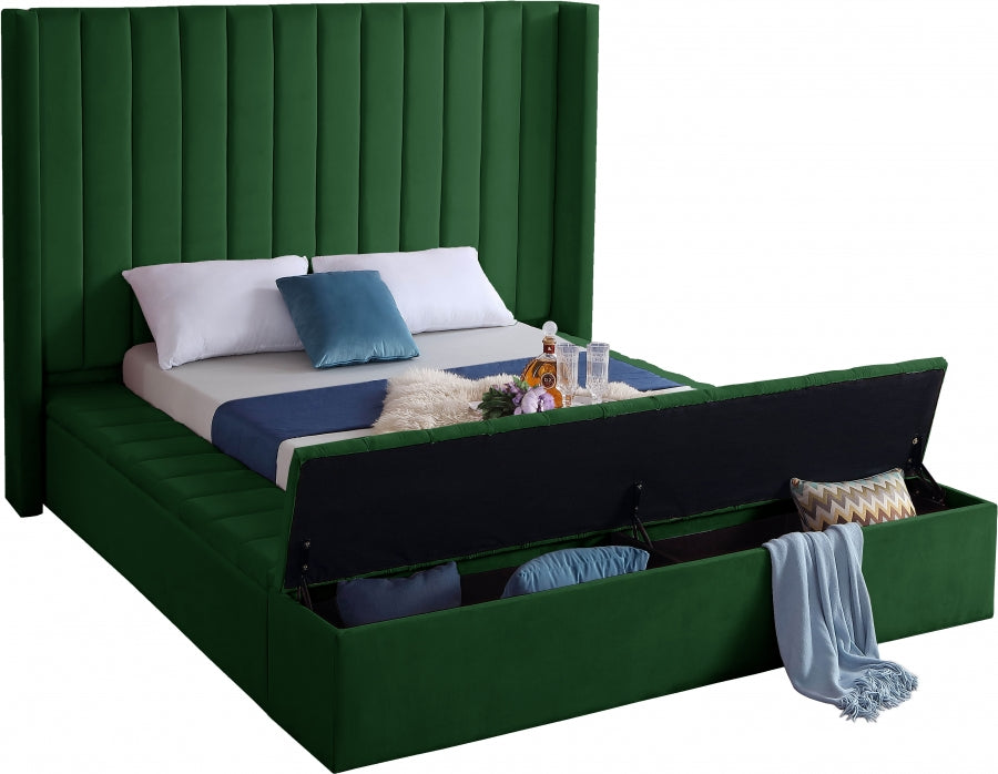 Kiki Green Velvet Full Bed from Meridian - Luna Furniture