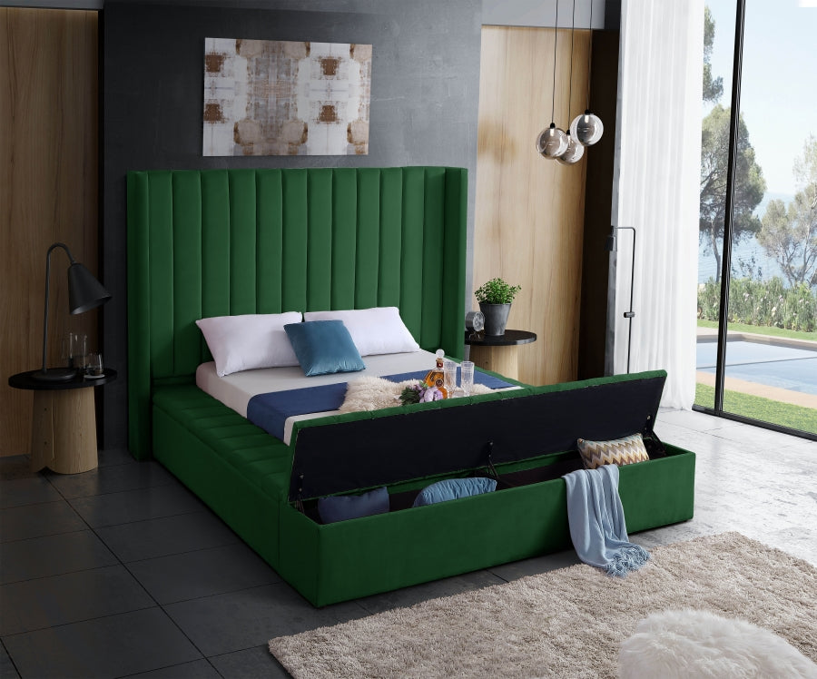 Kiki Green Velvet Full Bed from Meridian - Luna Furniture