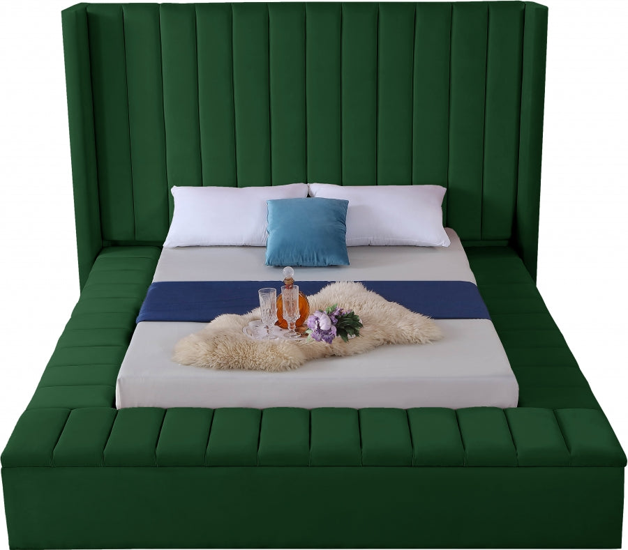 Kiki Green Velvet Full Bed from Meridian - Luna Furniture