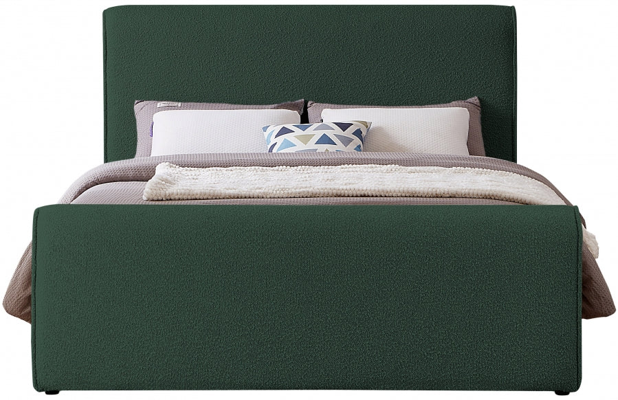 Green Stylus Boucle Fabric Full Bed from Meridian - Luna Furniture