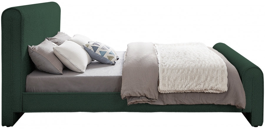 Green Stylus Boucle Fabric Full Bed from Meridian - Luna Furniture