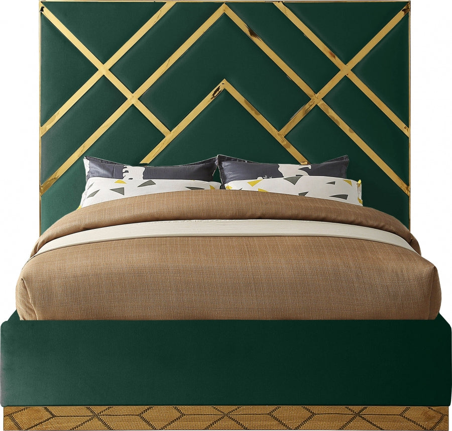 Vector Green Velvet King Bed from Meridian - Luna Furniture