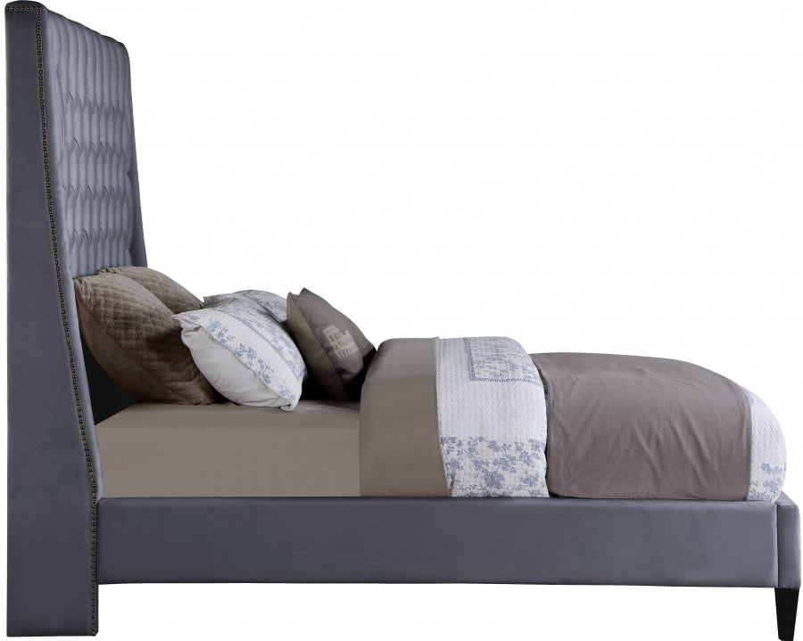 Fritz Grey Velvet Queen Bed from Meridian - Luna Furniture