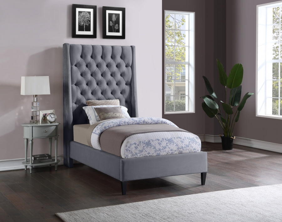 Fritz Grey Velvet Twin Bed from Meridian - Luna Furniture