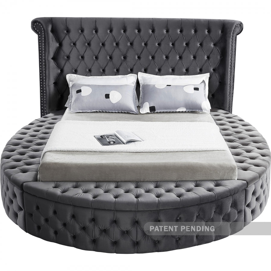 Luxus Grey Velvet Queen Bed from Meridian - Luna Furniture