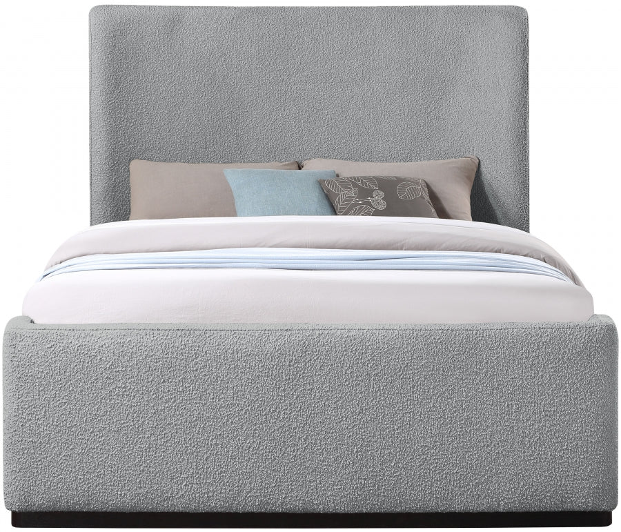 Oliver Grey Boucle Fabric King Bed from Meridian - Luna Furniture