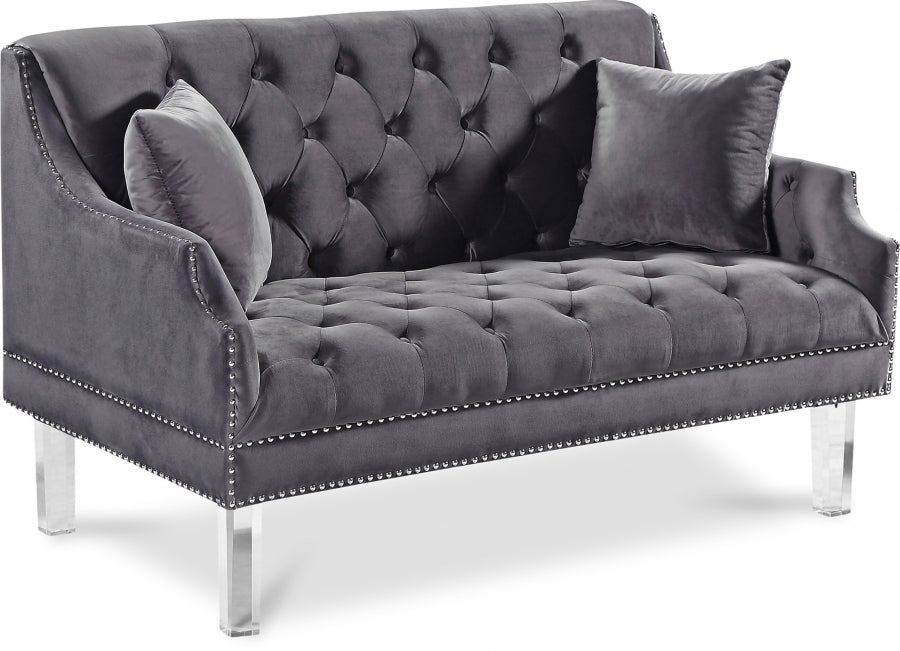 Roxy Grey Velvet Loveseat from Meridian - Luna Furniture