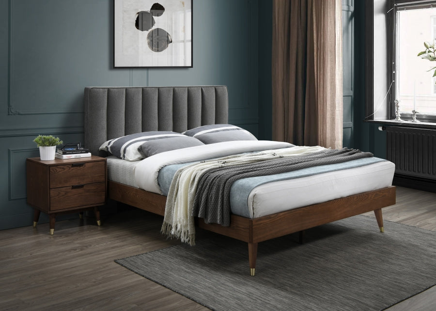 Vance Grey Mid-Century Modern Linen Textured King Bed from Meridian - Luna Furniture