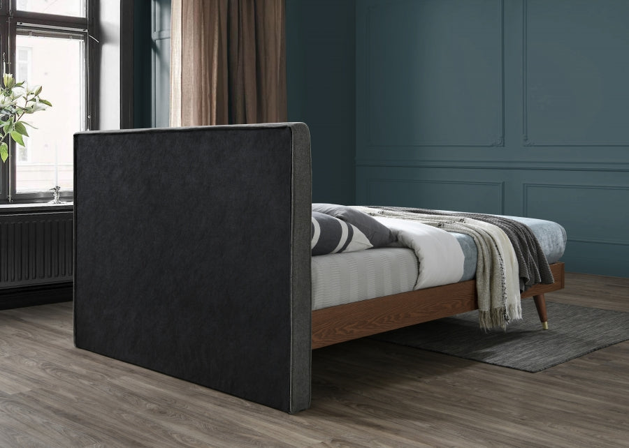 Vance Grey Mid-Century Modern Linen Textured King Bed from Meridian - Luna Furniture