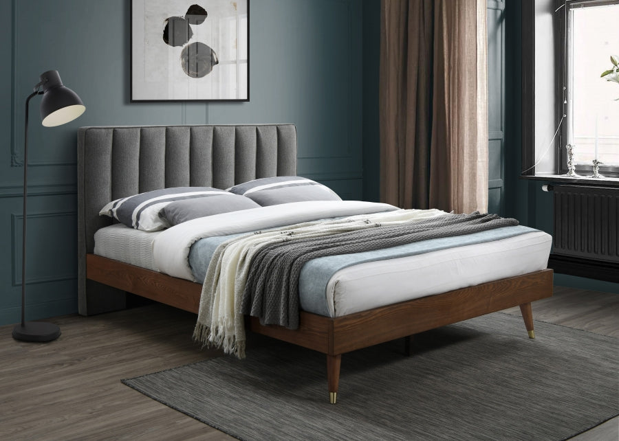 Vance Grey Mid-Century Modern Linen Textured Queen Bed from Meridian - Luna Furniture