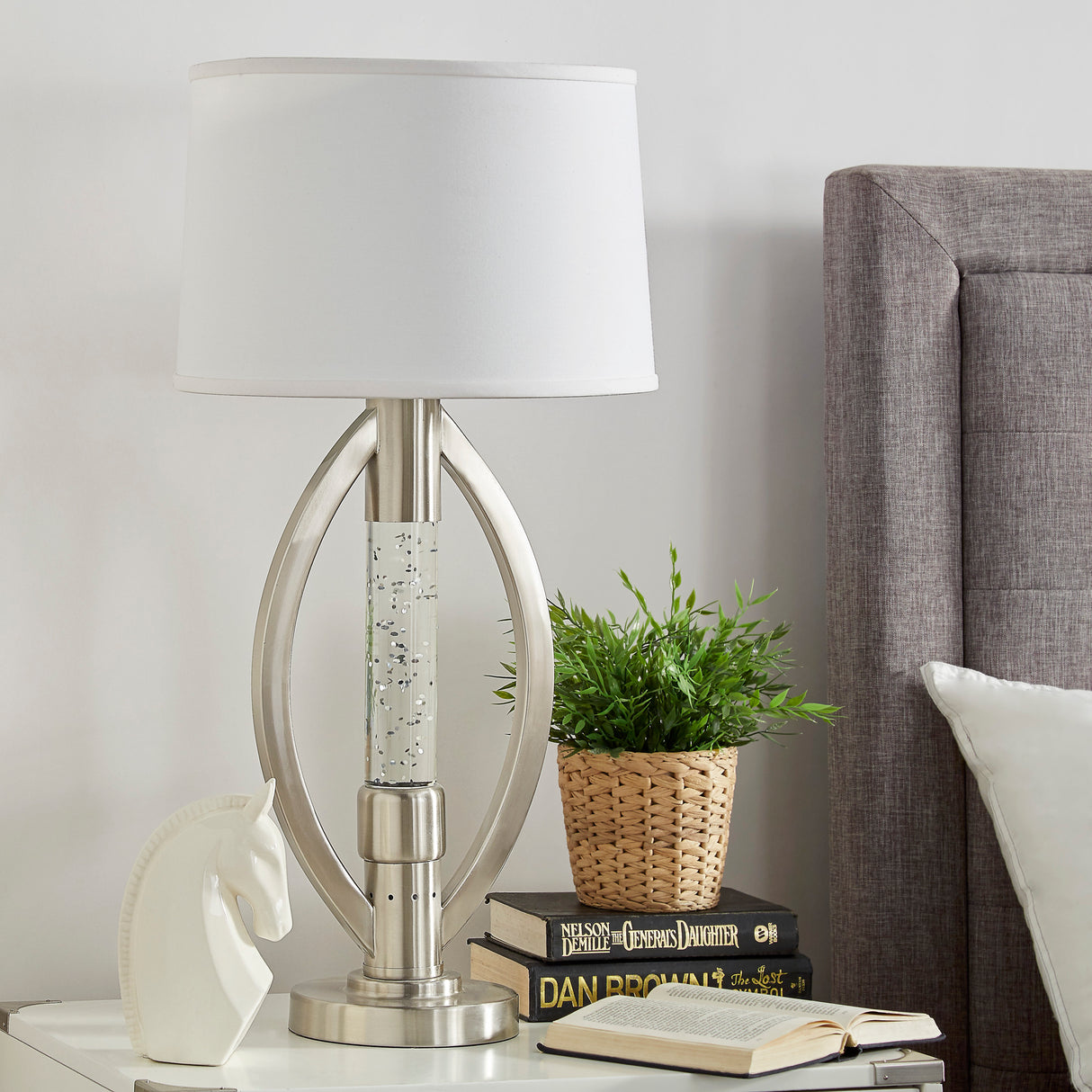 H11761 Table Lamp - Luna Furniture