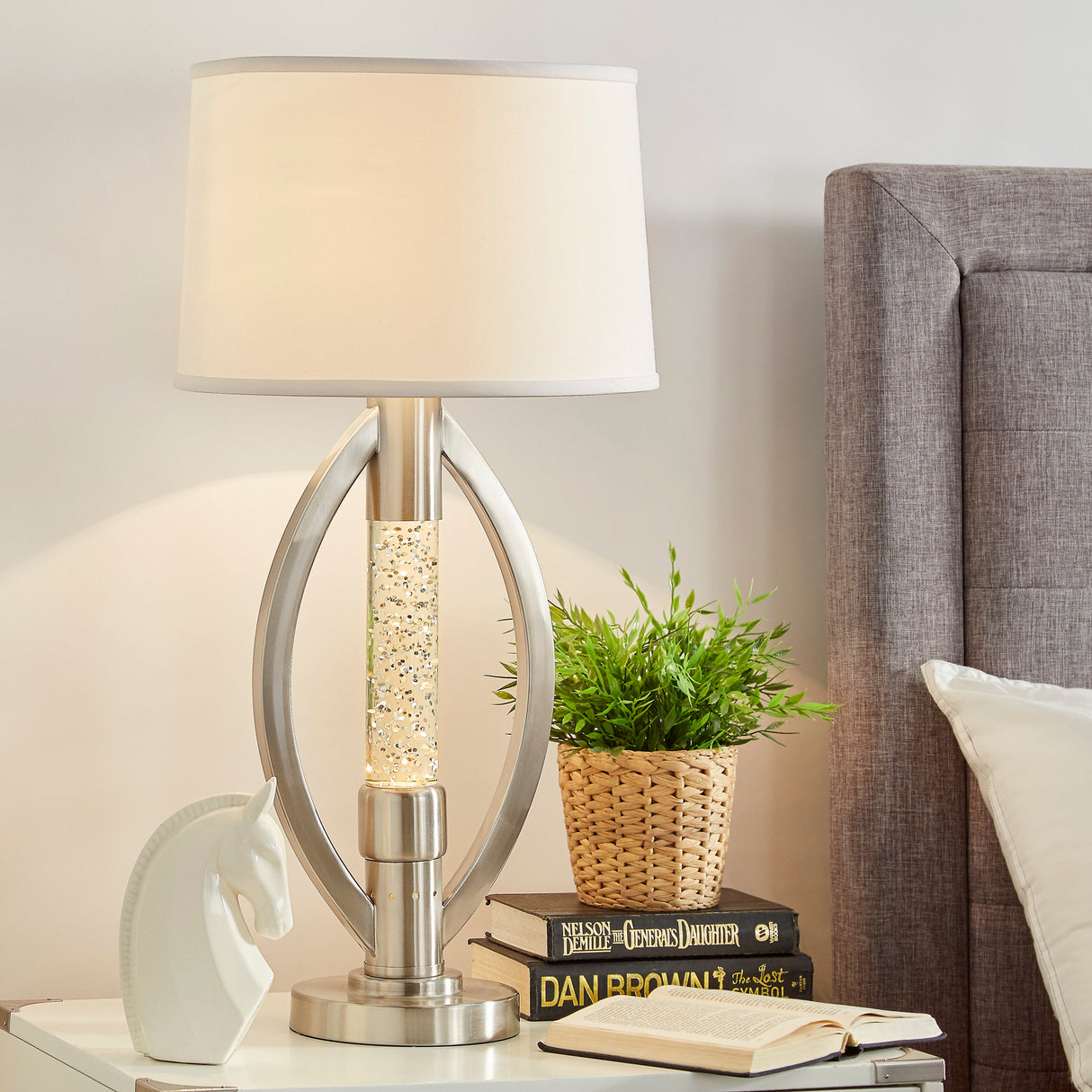 H11761 Table Lamp - Luna Furniture