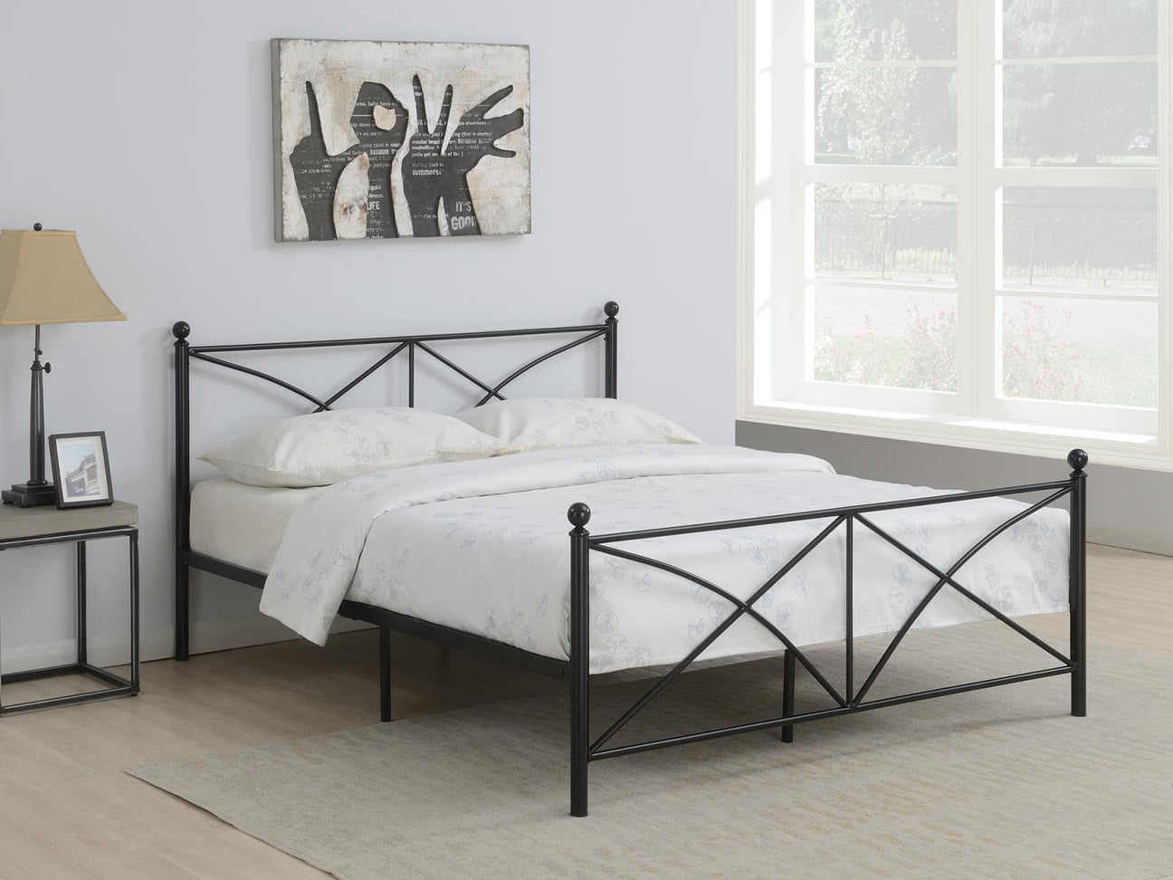 Hart Metal Platform Bed from Coaster - Luna Furniture